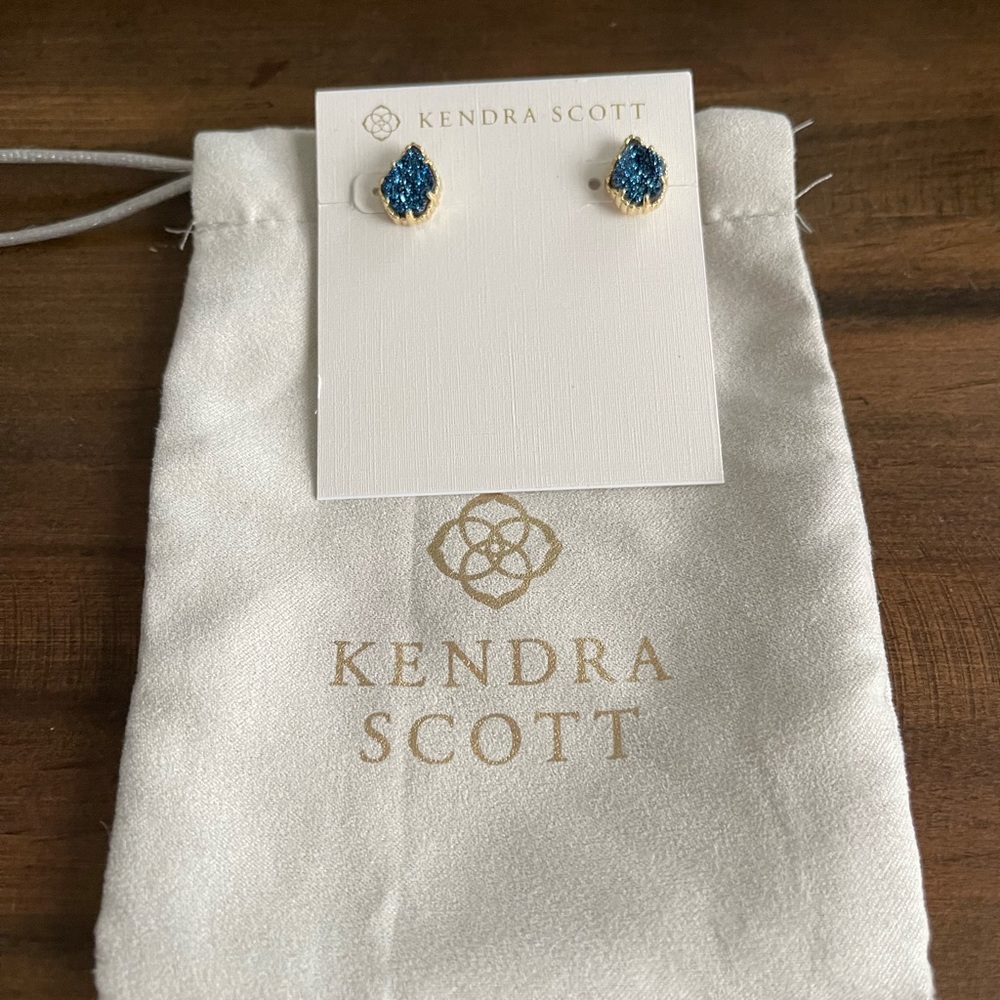 Kendra Scott Tessa studs